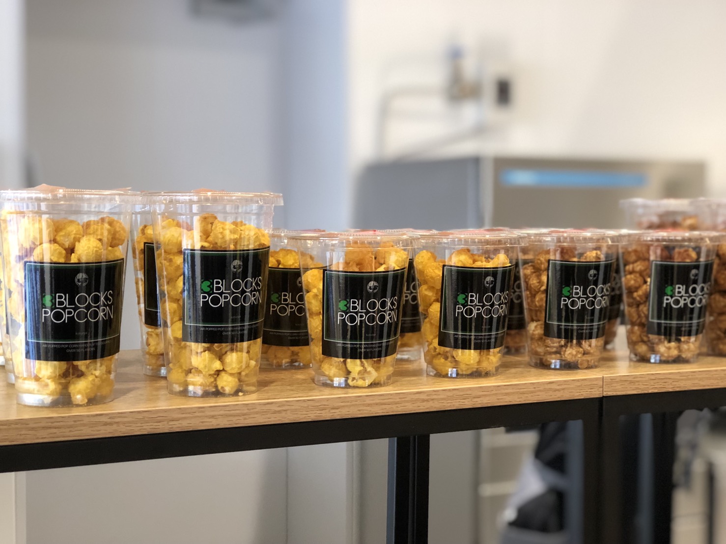 映画館への卸売り | 3BLOCKS POPCORNポップコーン | ポップコーン専門店